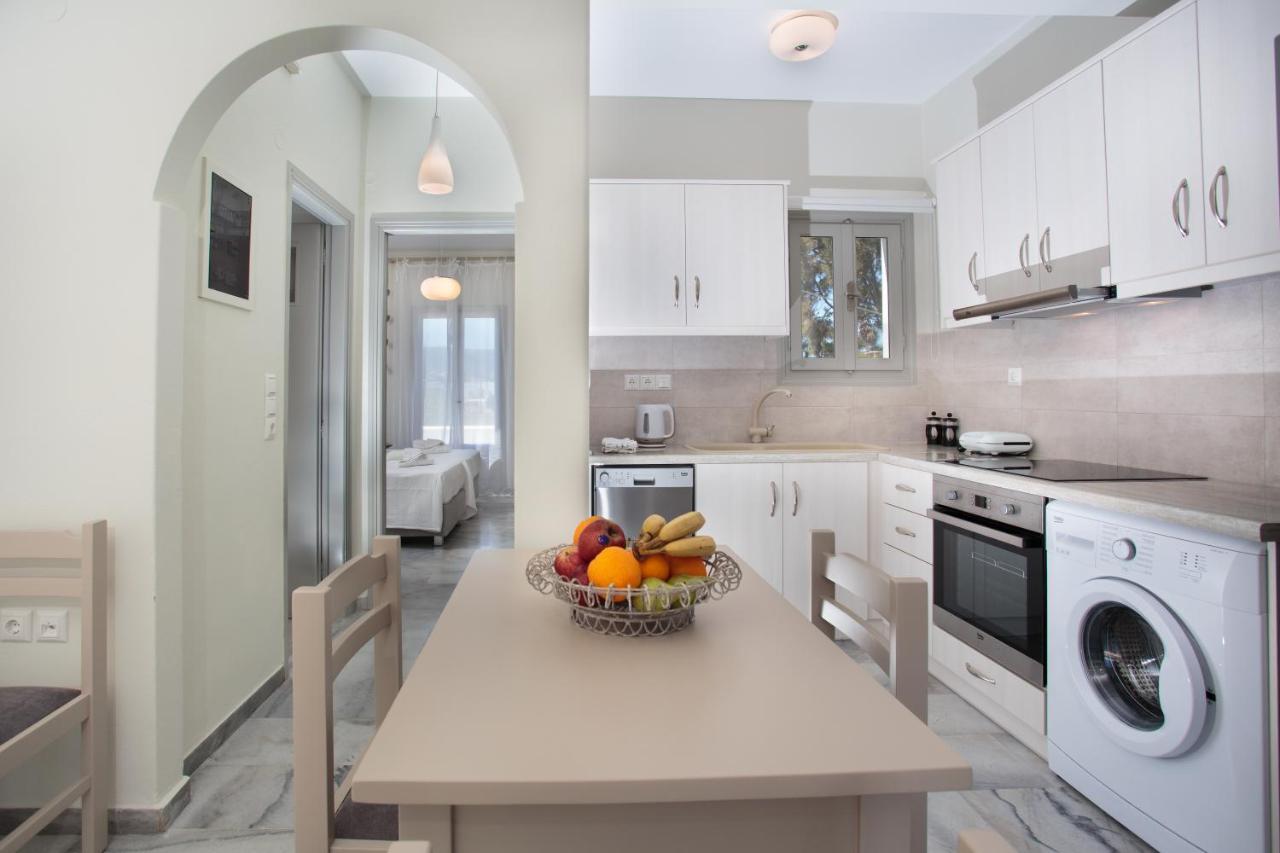 Heart Of Paros Apartments Extérieur photo