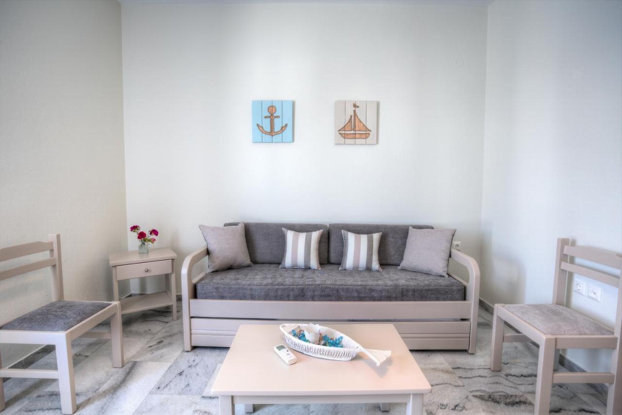 Heart Of Paros Apartments Extérieur photo