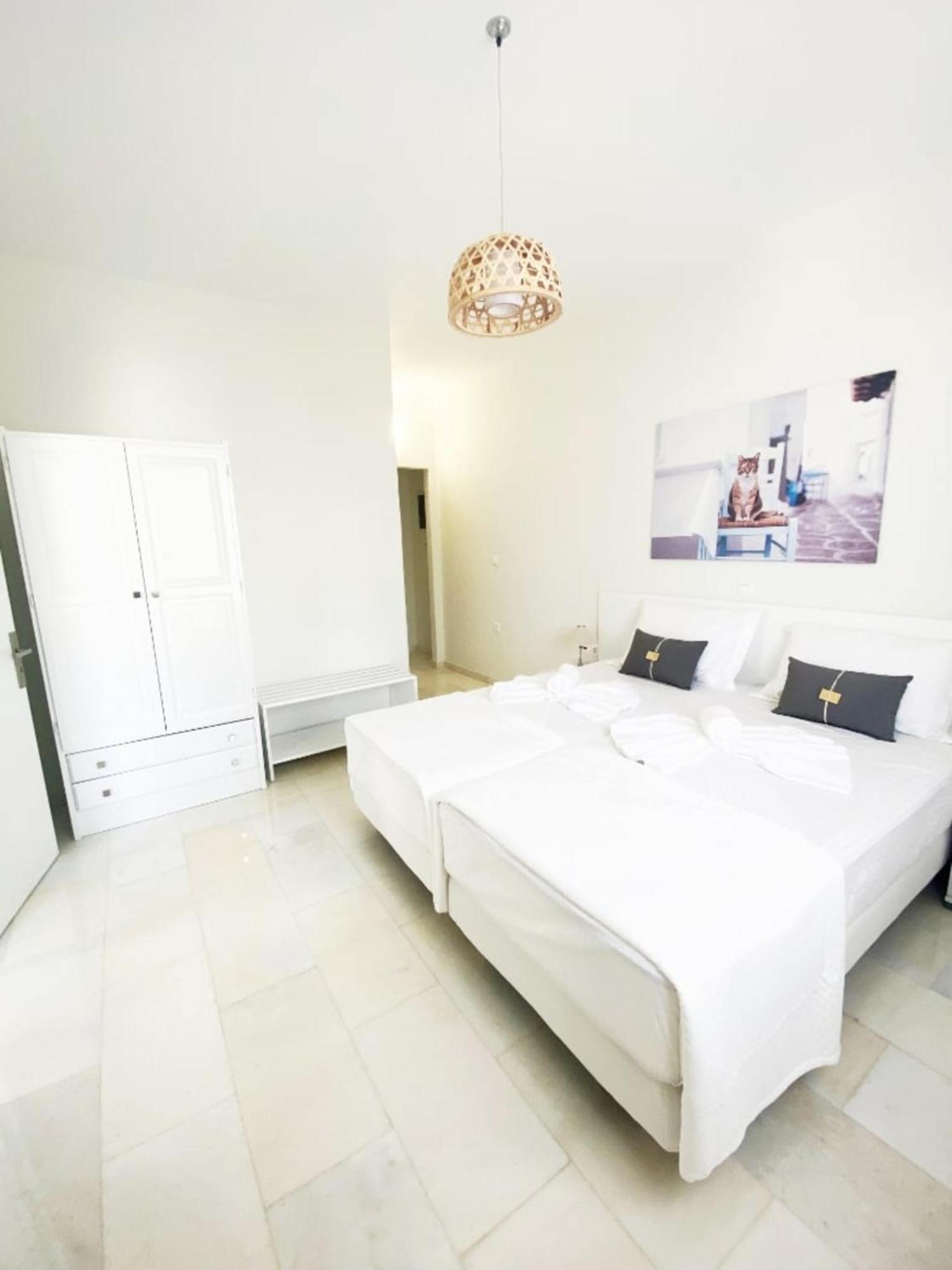 Heart Of Paros Apartments Extérieur photo